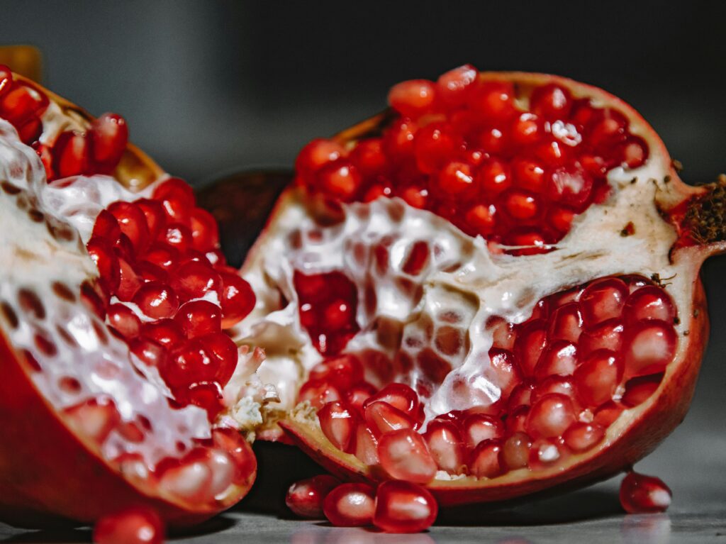Kritische Nährstoffe bei veganer Ernährung granatapfel